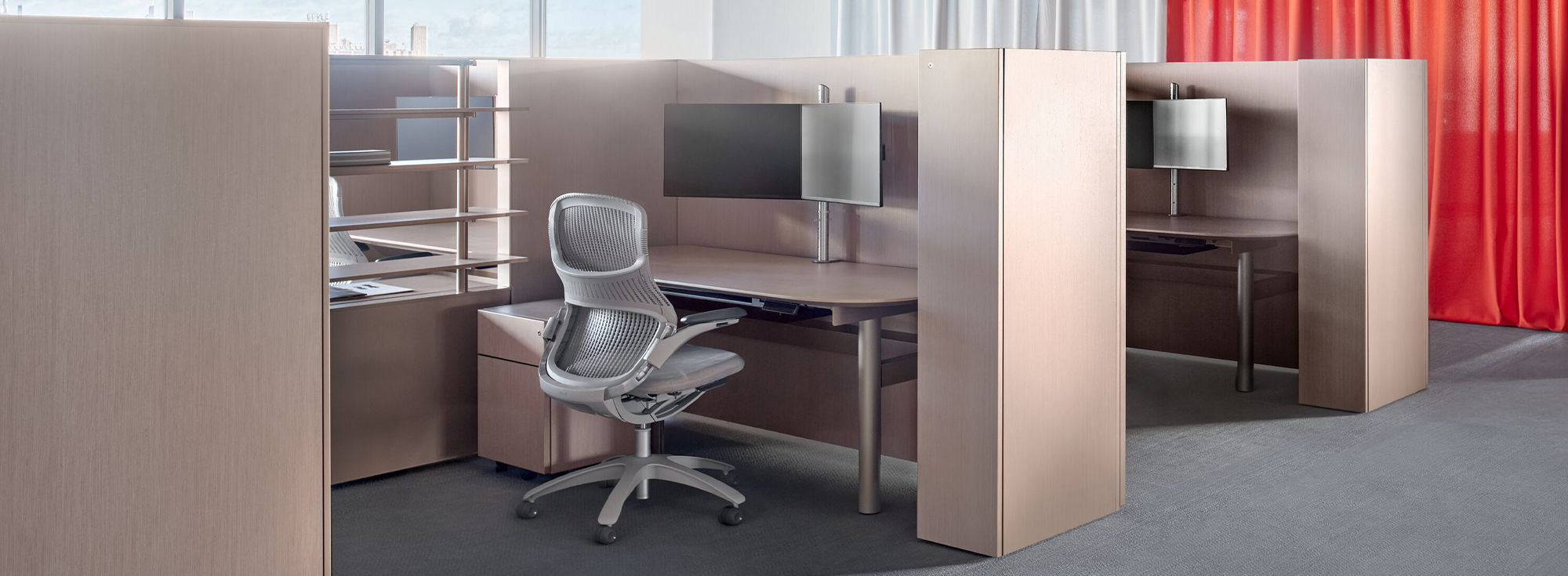 Dividends Skyline - Height-Adjustable Table